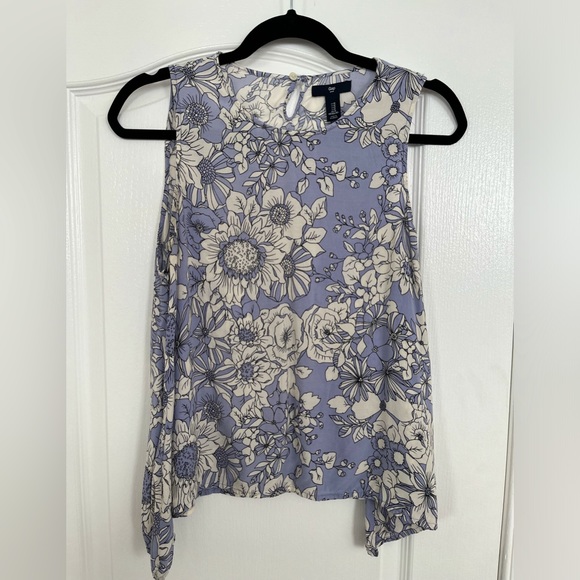 GAP Flowy floral sleeveless top - Picture 1 of 2